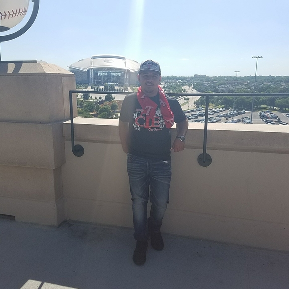 Meet your Posher, Ramon - Picture 1 of 1